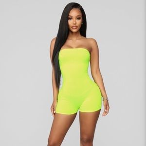 🚫SOLD Ⓜ️ERCARI Fashion Nova Buenos Aires Romper
